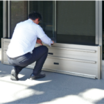 簡易脱着タイプ防水版オクダケ　鈴木シャッター